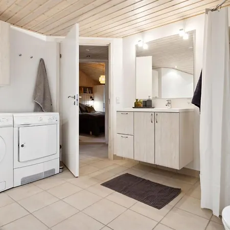 בית נופש Ananda - 900m From The Sea By Interhome